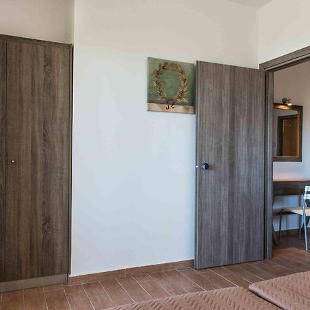 Gerona Mare Apartments Gerani  Екстериор снимка
