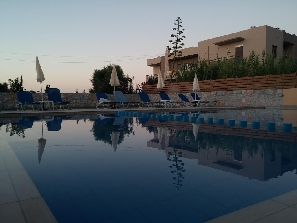 Gerona Mare Apartments Gerani  Екстериор снимка