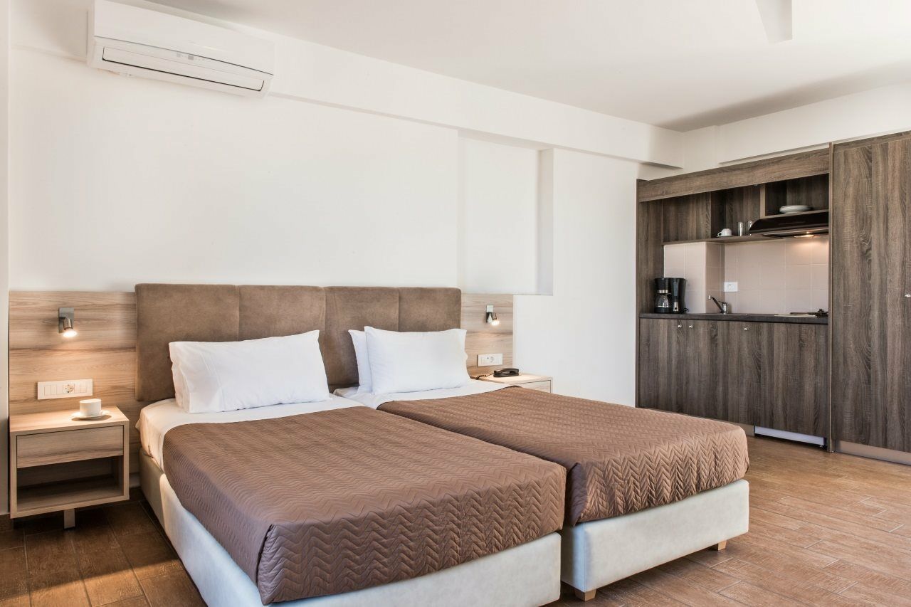 Gerona Mare Apartments Gerani  Екстериор снимка